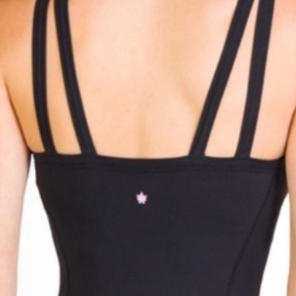 KIRAGRACE Black Grace Caged Strappy Yoga Crop Top Size M - Picture 10 of 11